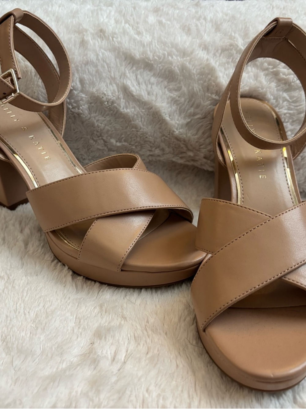 NWOT Kelly & Katie Women's Tan Leather Block Heel Sandals with Ankle Strap